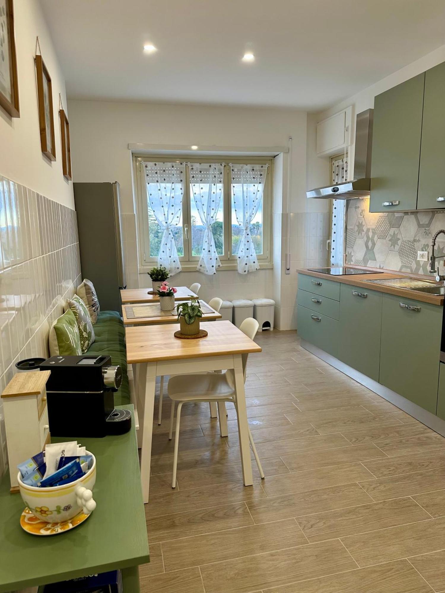 Monti Tiburtini Roma Guest House ภายนอก รูปภาพ